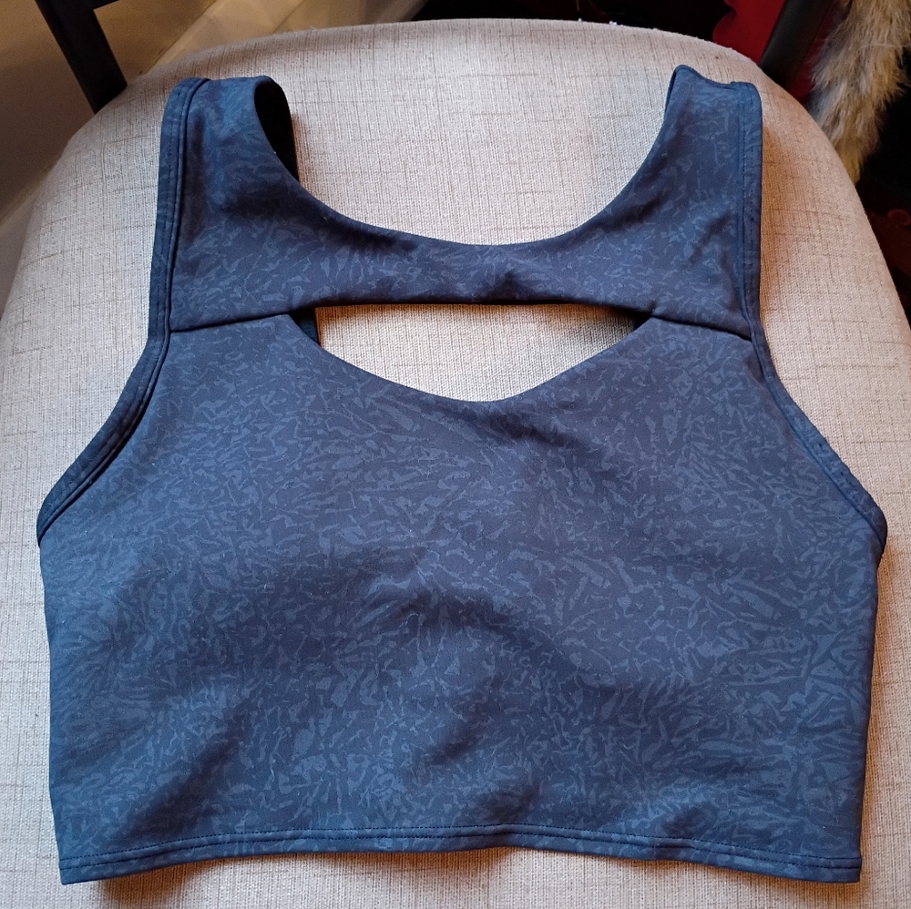 Lululemon Everlux Cut-Out Train Bra size small - Picture 2 of 9